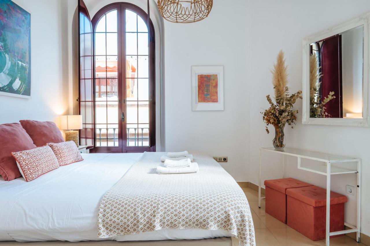 Homeyseville-Amazing Penthouse Giralda Views 8 Pax, Parking Optional Esterno foto